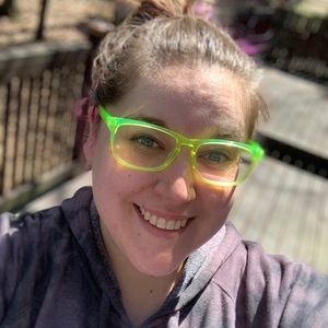 Meet your Posher, Jade